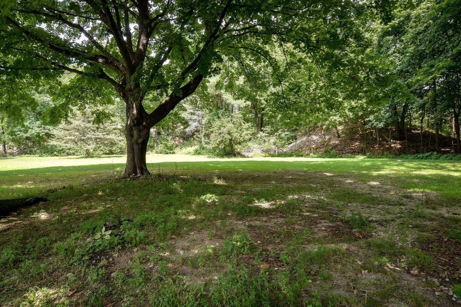 202 Boston Post Rd Wayland — Photo 32 of 38