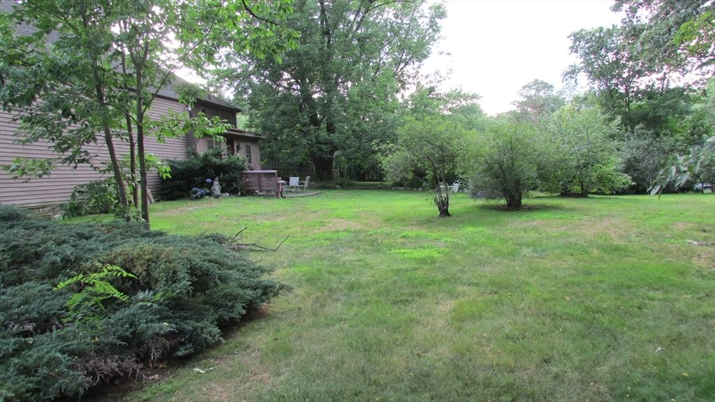 308 Salem Road Billerica — Photo 5 of 32