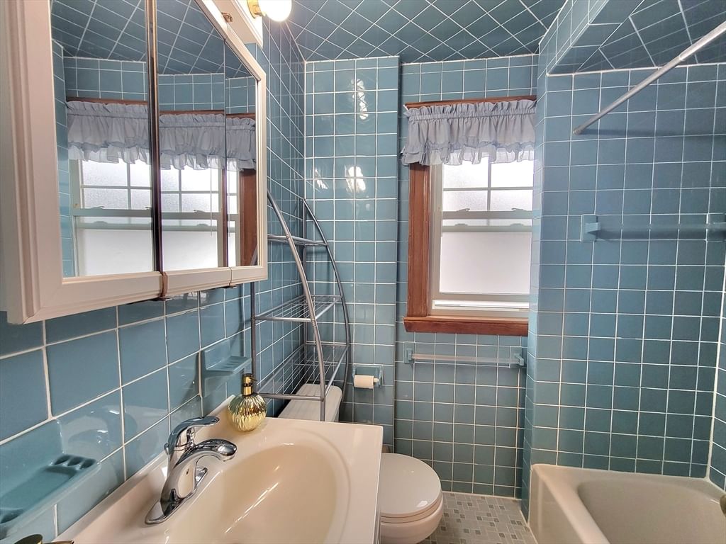 166 Harvard St Quincy — Photo 19 of 28