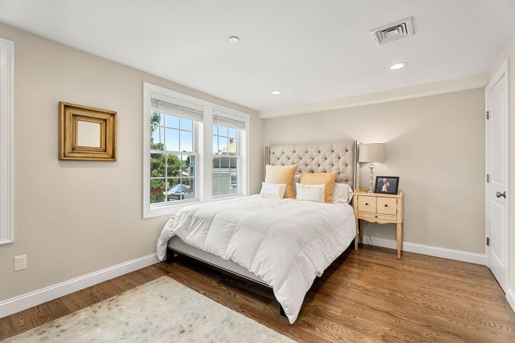 34 Beckford St #D Beverly — Photo 22 of 40