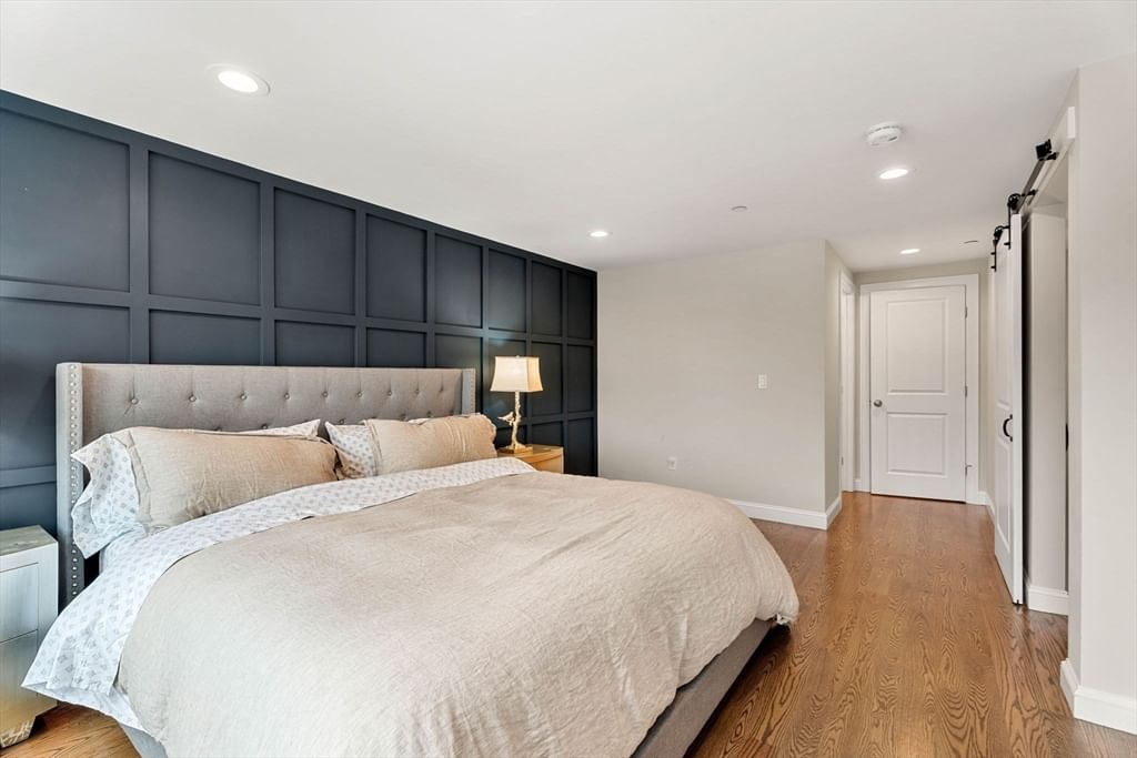 34 Beckford St #D Beverly — Photo 25 of 40