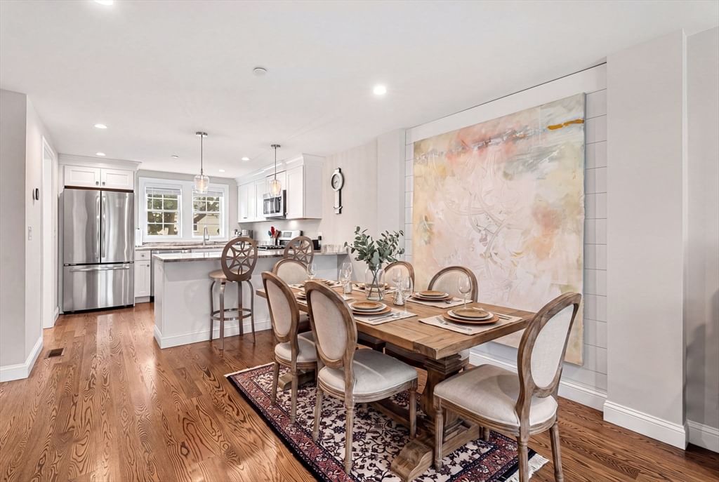 34 Beckford St #D Beverly — Photo 3 of 40