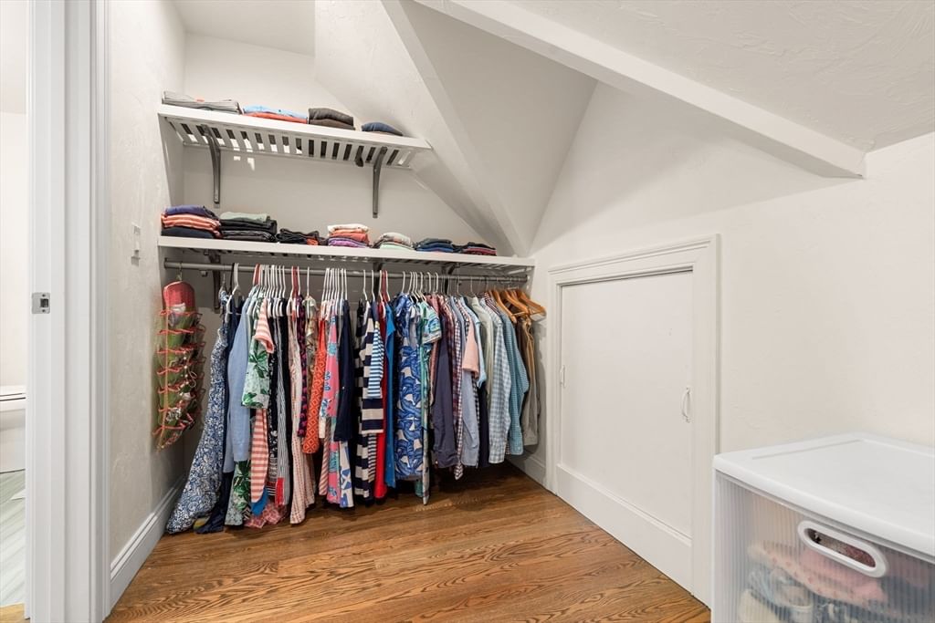 34 Beckford St #D Beverly — Photo 31 of 40