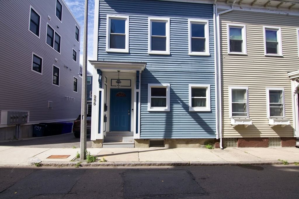 255 Gold St #2 Boston — Photo 21 of 21
