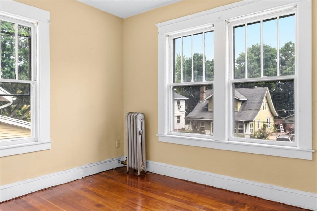 51 Francis Ave Holyoke — Photo 26 of 41