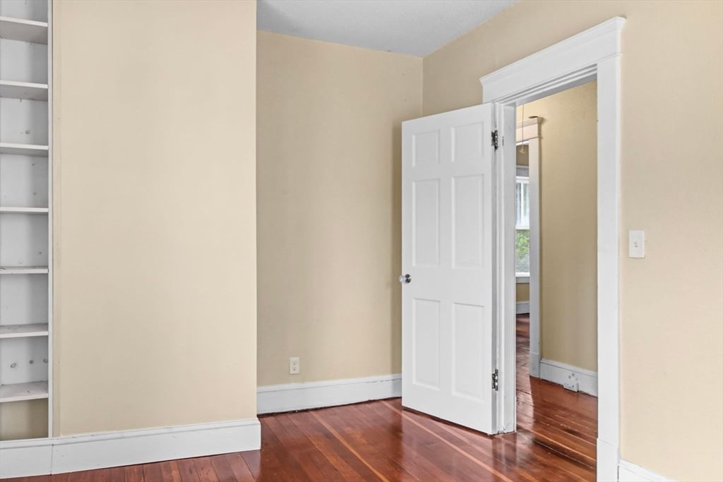 51 Francis Ave Holyoke — Photo 27 of 41