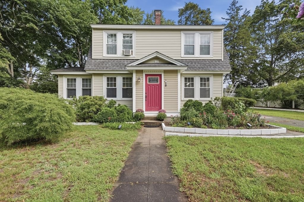 101 Pleasant St