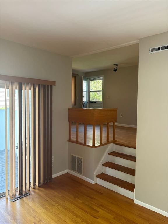 5 Autumn Ln #5 Amherst — Photo 16 of 18