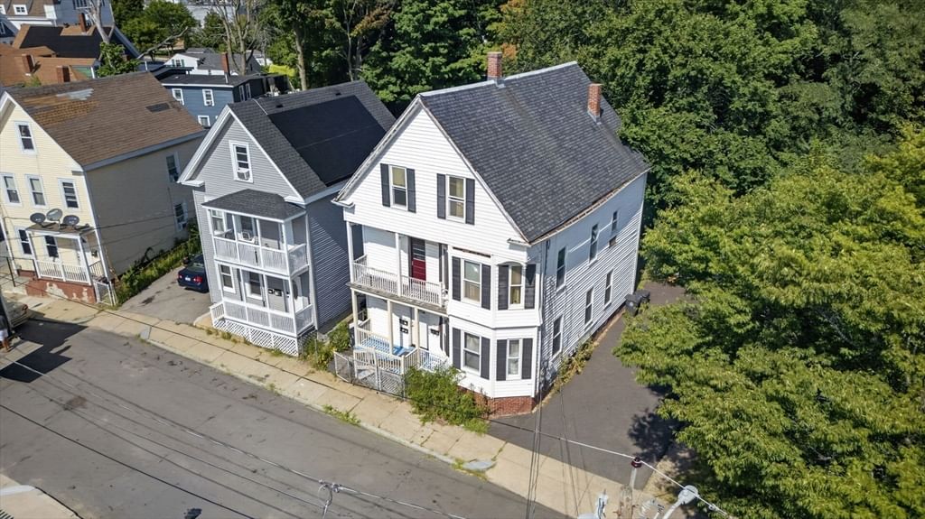 16 Gilbert Ave Haverhill — Photo 2 of 40