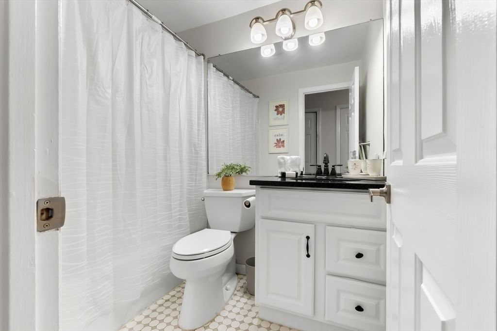 145 Essex Avenue #405 Gloucester — Photo 7 of 19