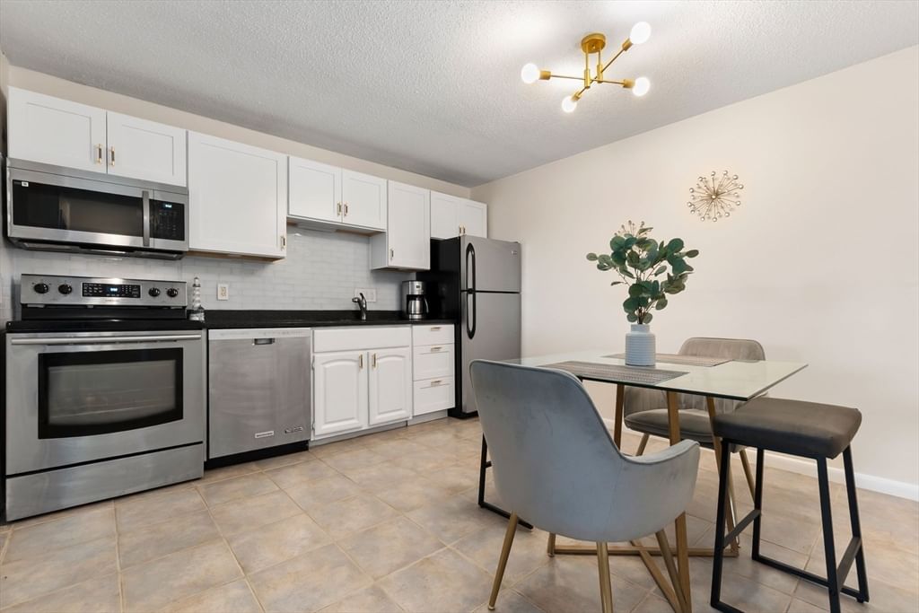 145 Essex Avenue #405 Gloucester — Photo 8 of 19