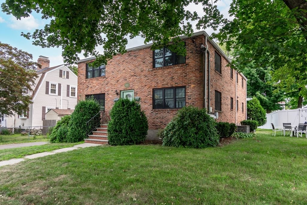 388 Crescent St. #1 Waltham — Photo 24 of 24
