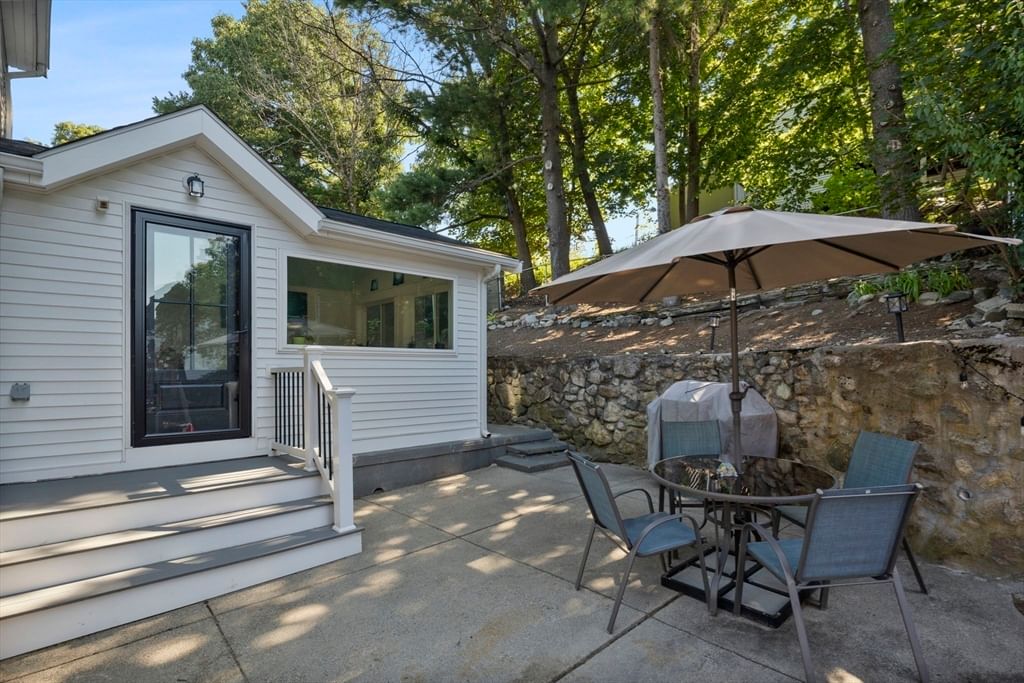 111 Mitchell Ave Medford — Photo 29 of 30