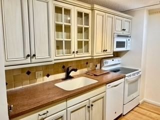 40 Village Rd #108A Middleton — Photo 8 of 30