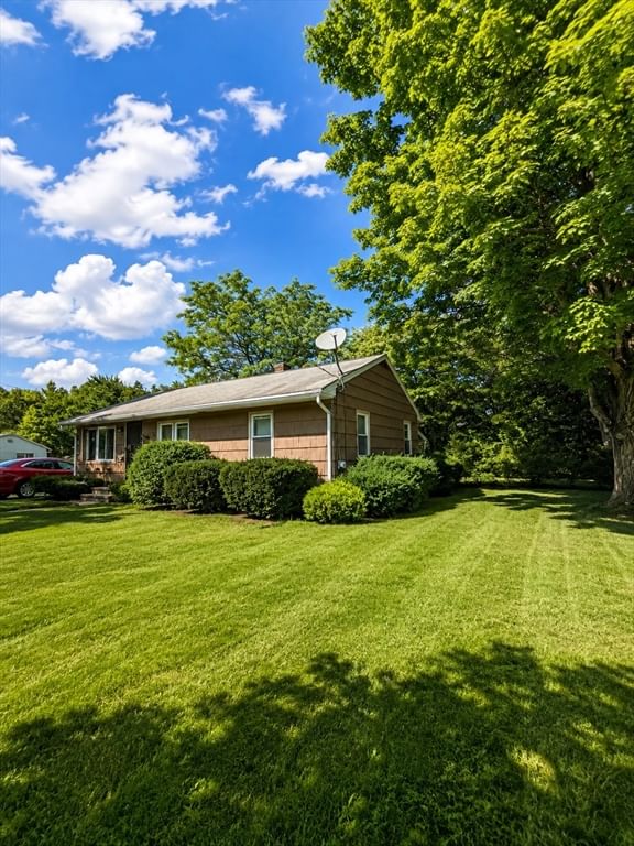 37 Mount View Drive Clinton — Photo 3 of 16