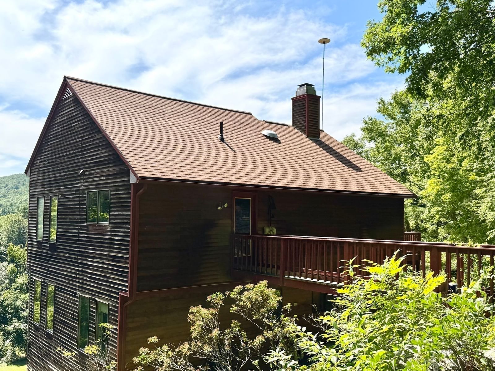 247 Montague Rd Leverett — Photo 6 of 39