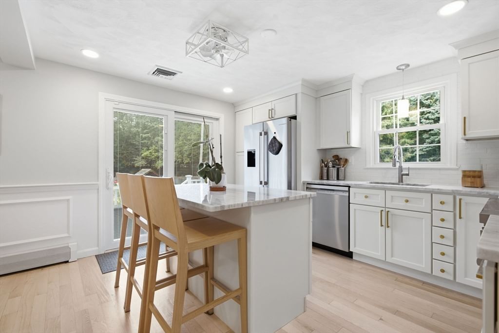409 Salem Street, Wilmington, MA 01887 photo 2