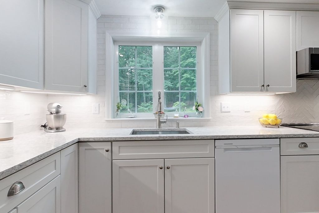 15 Hillside Dr Townsend — Photo 5 of 42