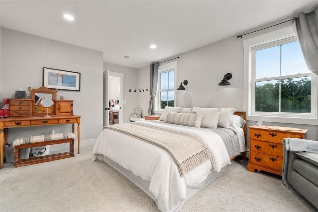 33 Putnam Hill Rd Sutton — Photo 16 of 29