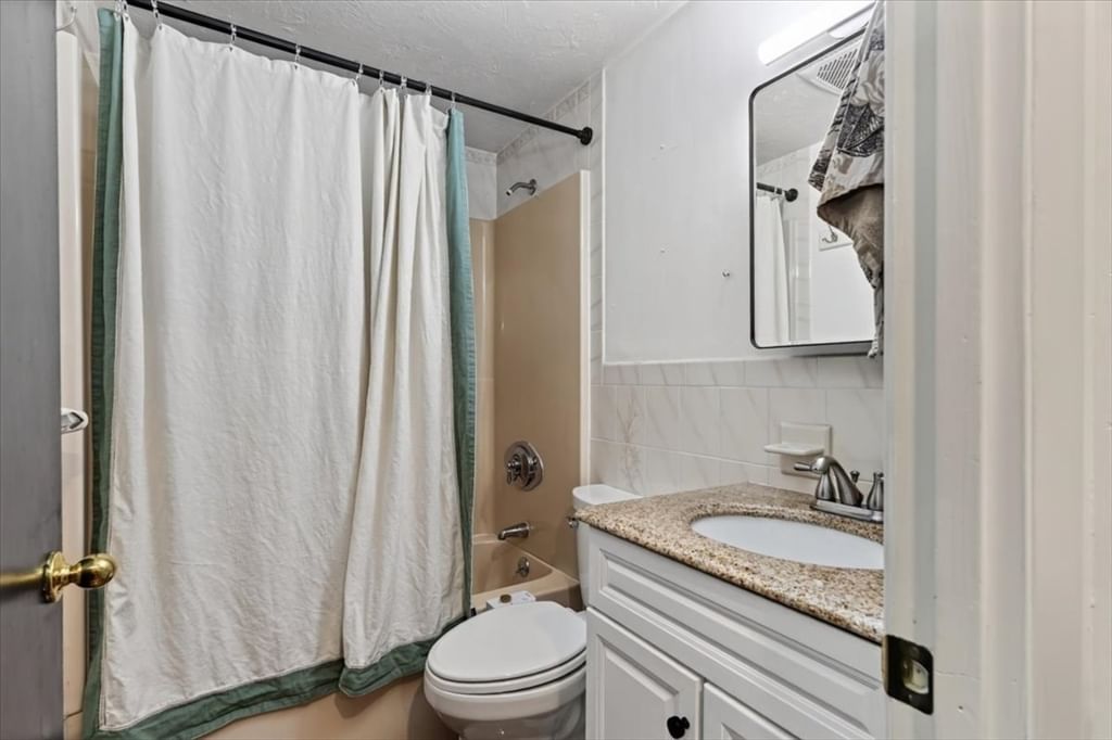 472 Summer St Abington — Photo 18 of 30