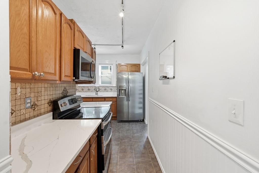 14 Saint Elmo Rd Worcester — Photo 10 of 42