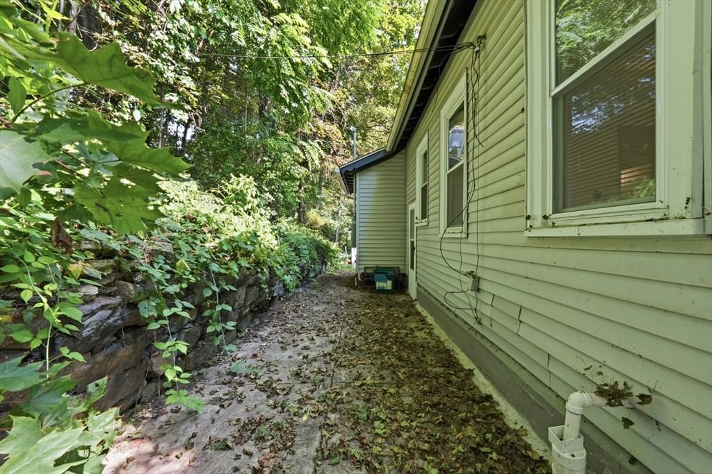 14 Saint Elmo Rd Worcester — Photo 34 of 42