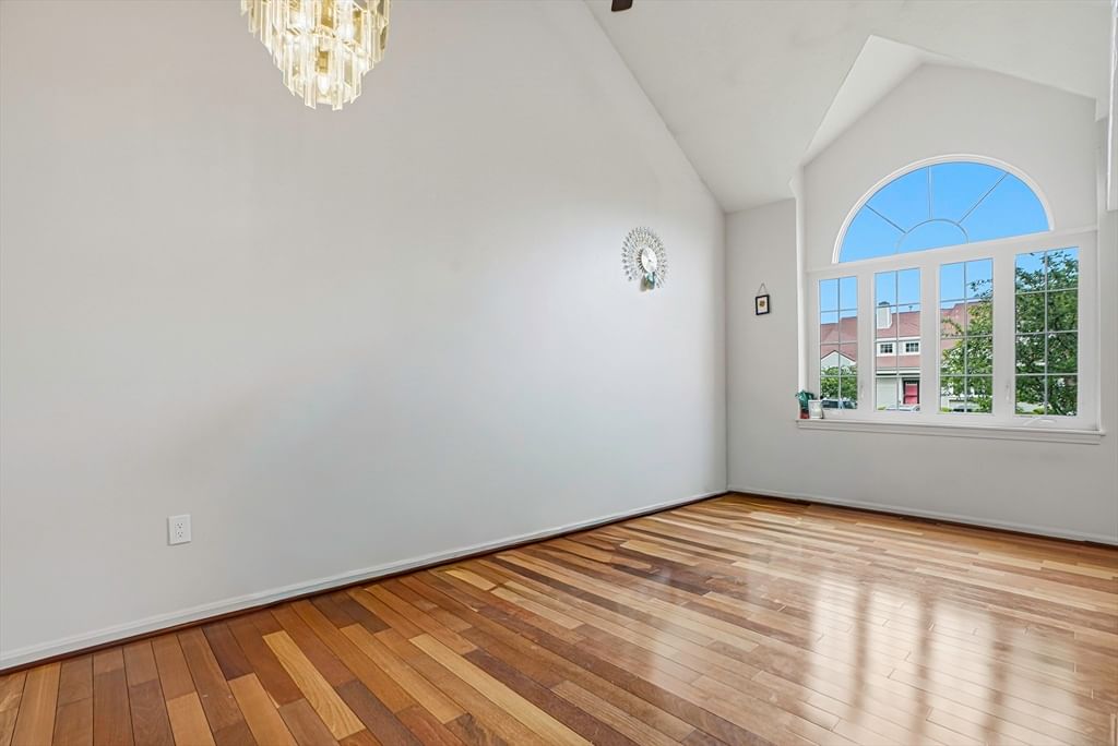 237 South St #6 Shrewsbury — Photo 14 of 42