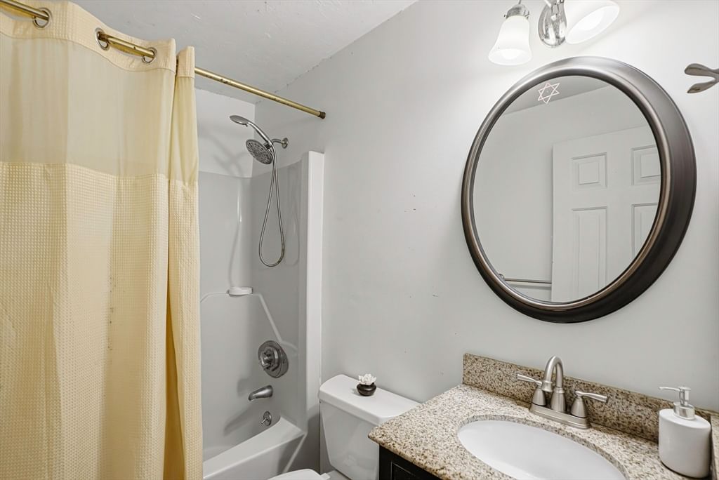 237 South St #6 Shrewsbury — Photo 18 of 42