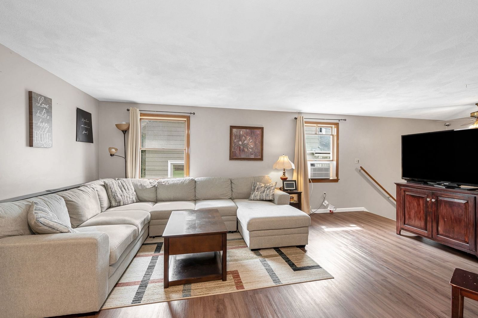 29 Cedar Hill Ter Swampscott — Photo 5 of 33