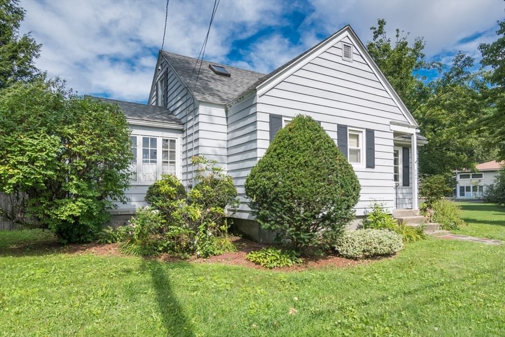 202 Jackson St Northampton — Photo 3 of 33