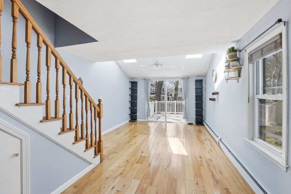 107 Pond St Rockland — Photo 11 of 42