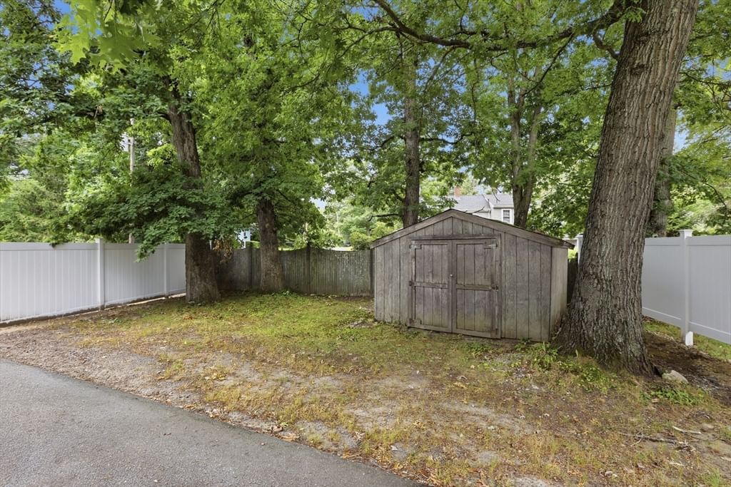 107 Pond St Rockland — Photo 42 of 42
