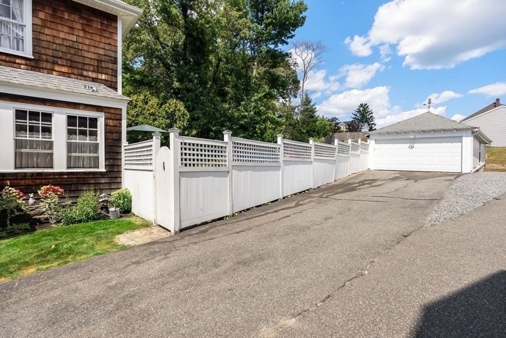 45 Wendell Park Milton — Photo 33 of 37