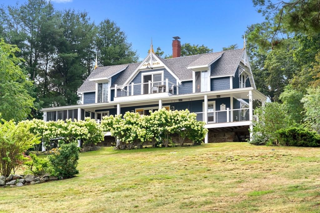 6 Pew Ave Gloucester — Photo 3 of 42