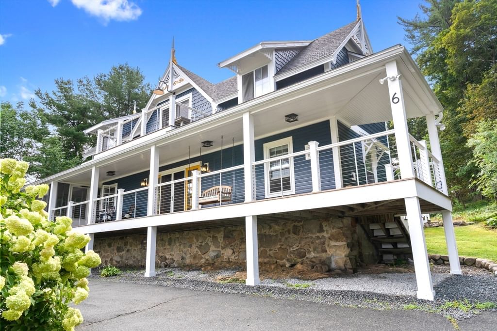6 Pew Ave Gloucester — Photo 4 of 42