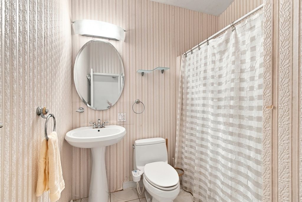 79 Pond Cir Mashpee — Photo 15 of 29