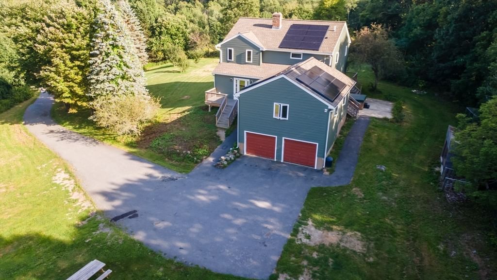 102 Overlook Rd Westminster — Photo 36 of 41