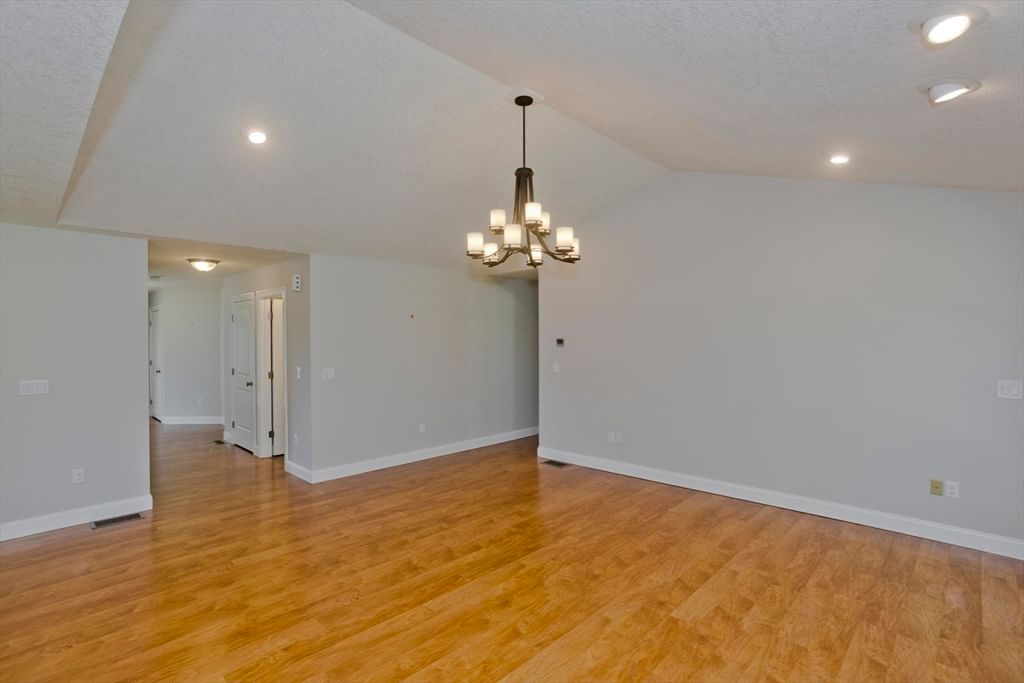 150 Stonybrook Way #150 South Hadley — Photo 12 of 35