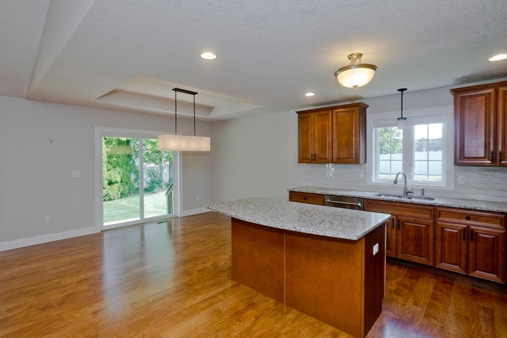 150 Stonybrook Way #150 South Hadley — Photo 14 of 35