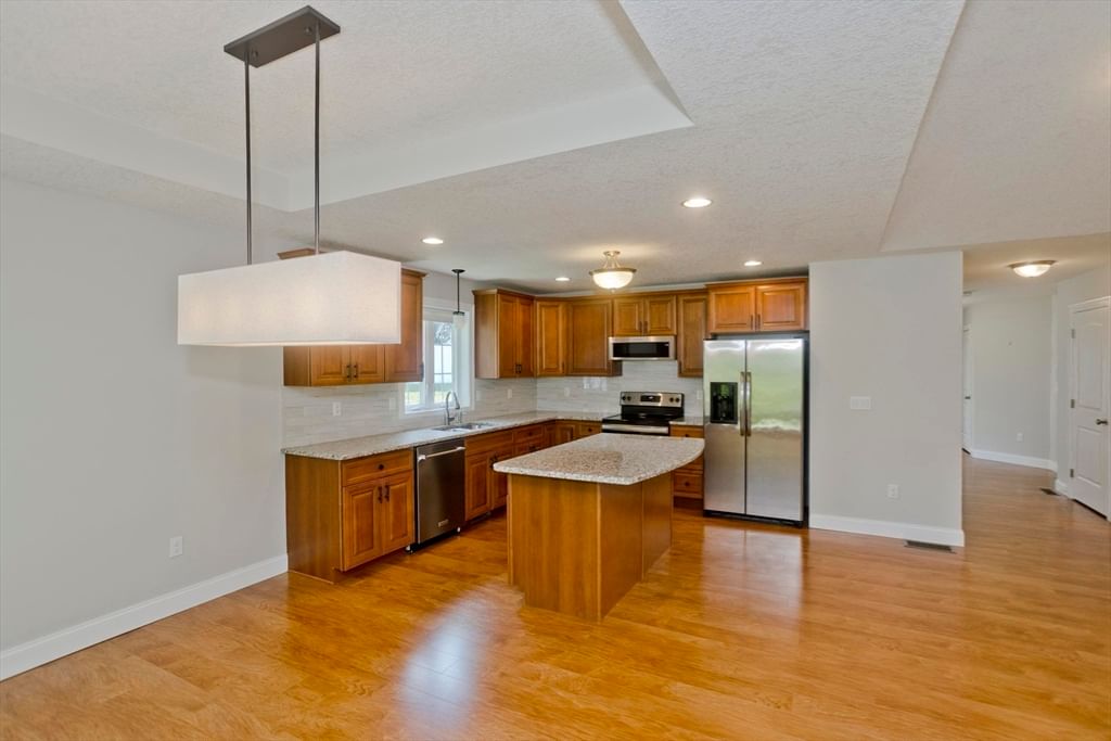 150 Stonybrook Way #150 South Hadley — Photo 20 of 35