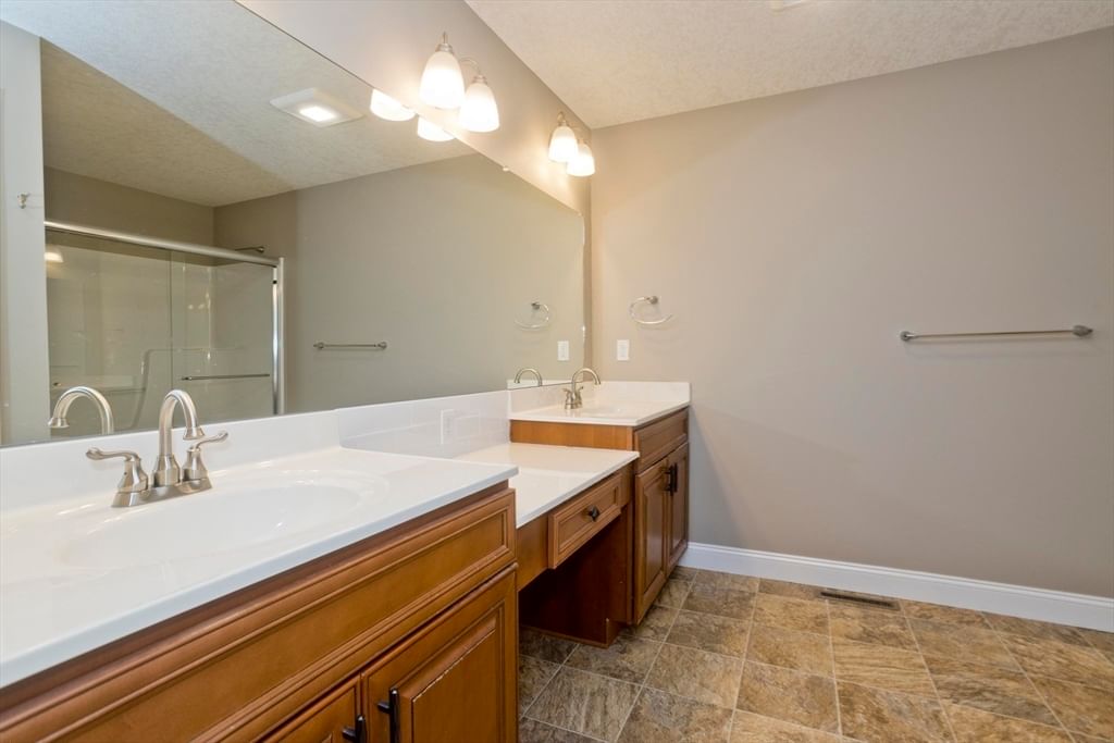 150 Stonybrook Way #150 South Hadley — Photo 24 of 35
