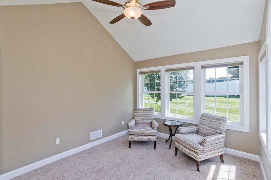 150 Stonybrook Way #150 South Hadley — Photo 7 of 35
