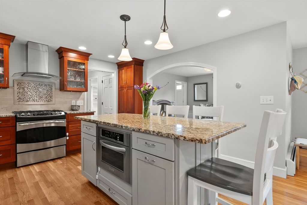 104 Martin Street North Andover — Photo 8 of 35