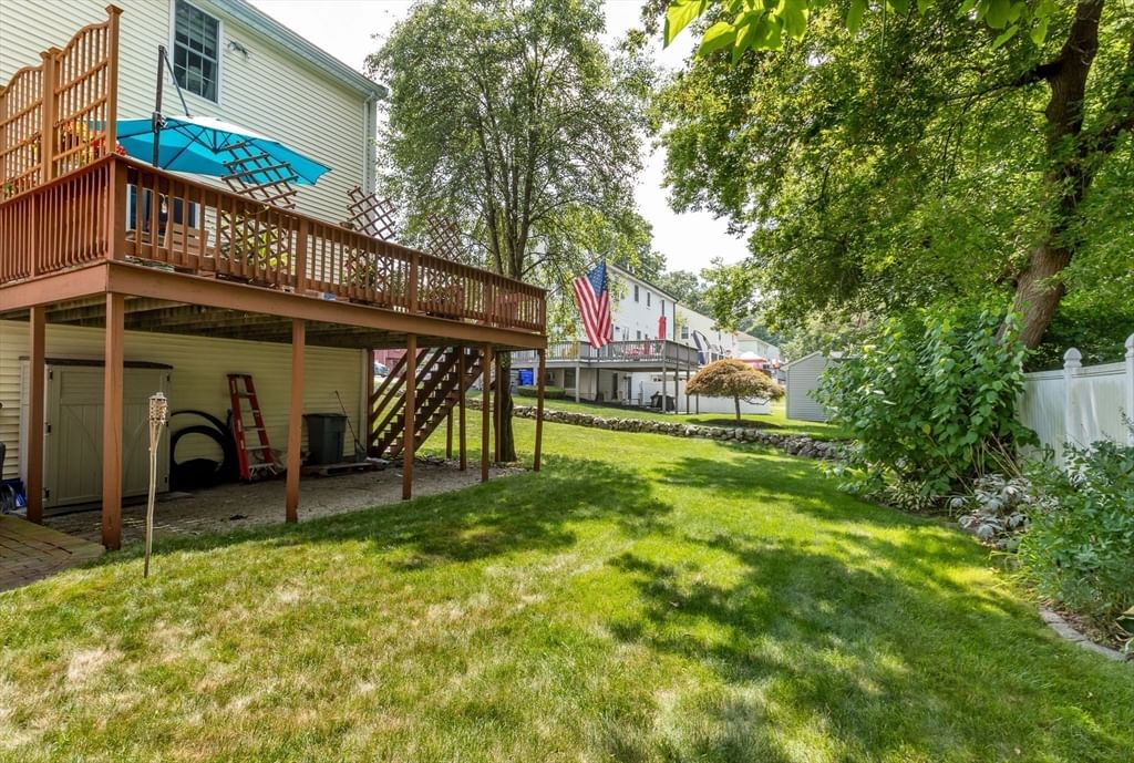 1 E Wood St #B Milford — Photo 3 of 22