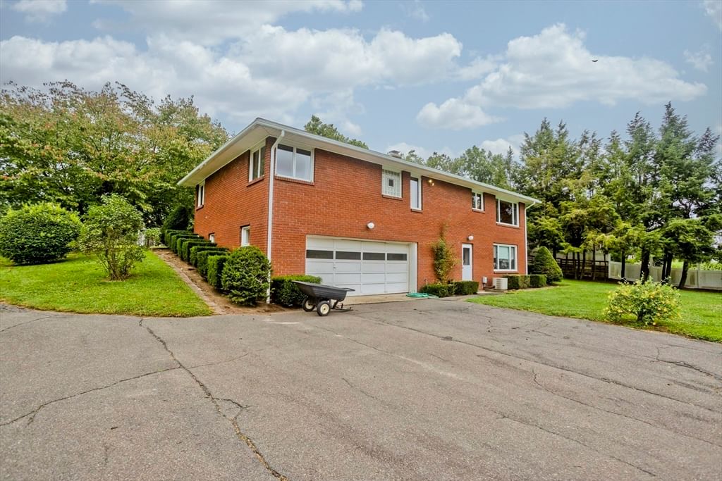 233 Lathrop St South Hadley — Photo 42 of 42
