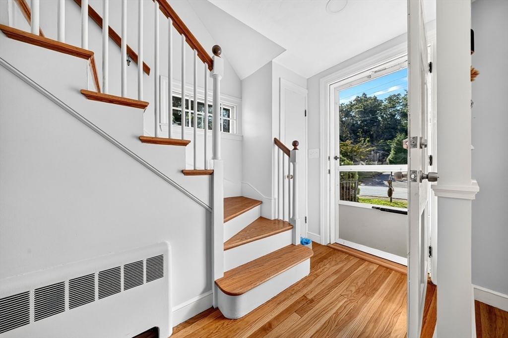 12 Fisher Terrace Woburn — Photo 14 of 28