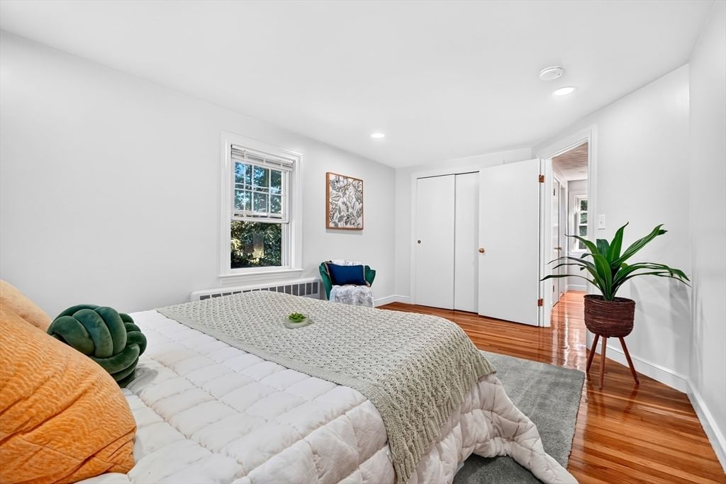 12 Fisher Terrace Woburn — Photo 19 of 28