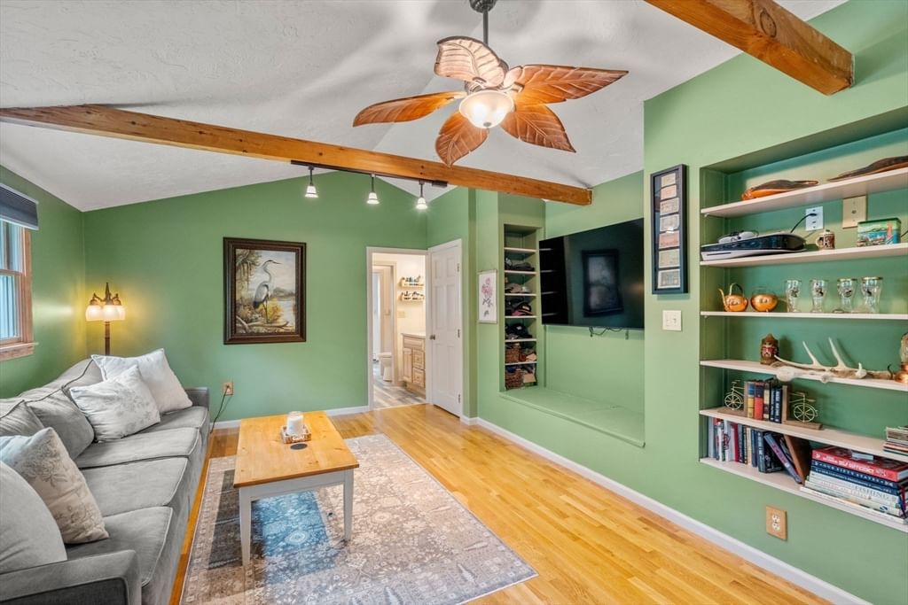 202 Franklin St Halifax — Photo 16 of 40