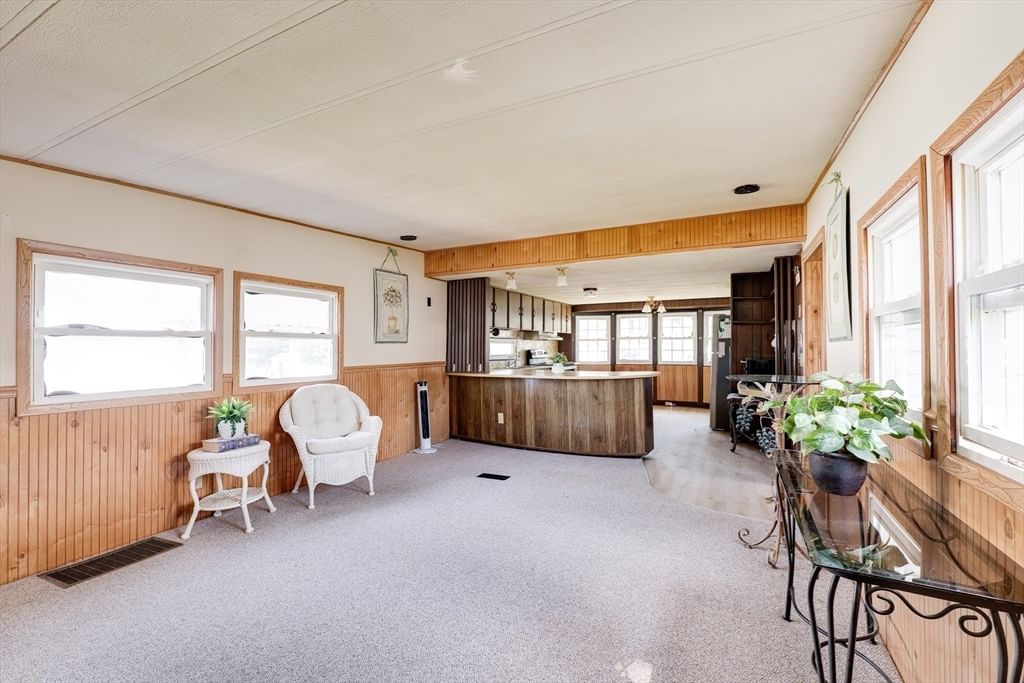 281 Chauncey Walker St #153 Belchertown — Photo 12 of 28