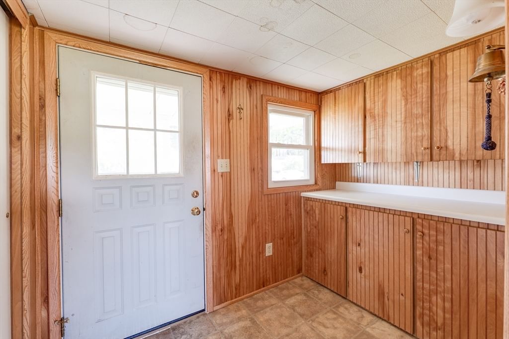 281 Chauncey Walker St #153 Belchertown — Photo 17 of 28